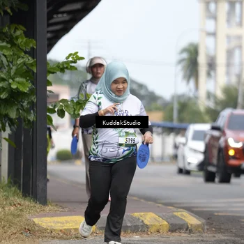 Runner Photo 8116375