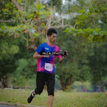 Runner Photo 8116523