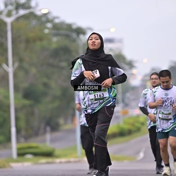 Runner Photo 8116575