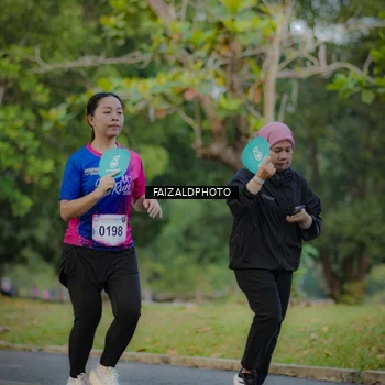 Runner Photo 8116645