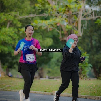 Runner Photo 8116650
