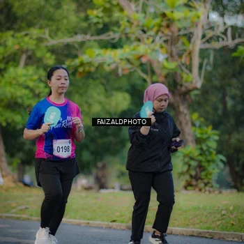 Runner Photo 8116651