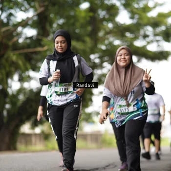 Runner Photo 8116749