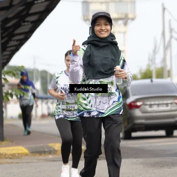Runner Photo 8116757