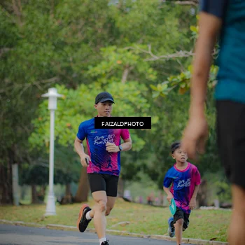 Runner Photo 8116930