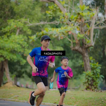 Runner Photo 8116940