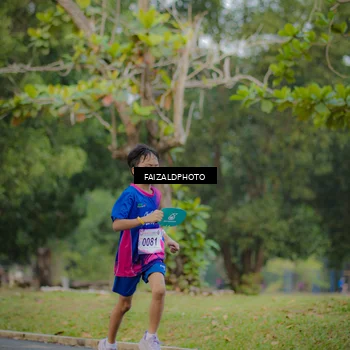 Runner Photo 8116942