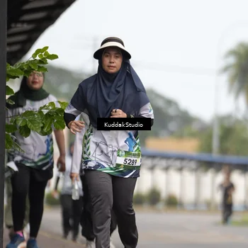 Runner Photo 8116961