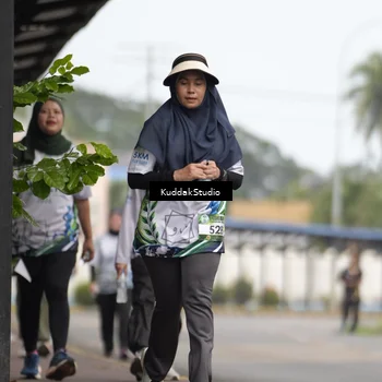 Runner Photo 8116965