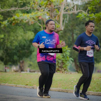 Runner Photo 8116968