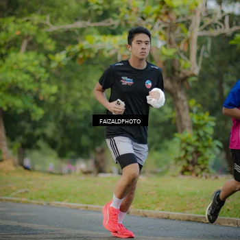 Runner Photo 8116988