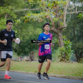 Runner Photo 8117021