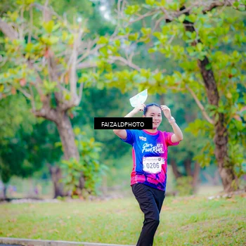 Runner Photo 8117053