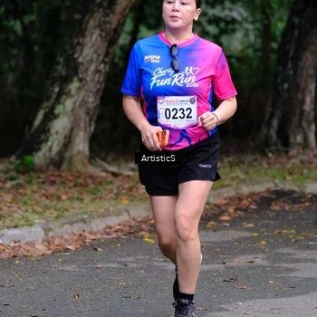 Runner Photo 8117078