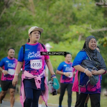 Runner Photo 8117136