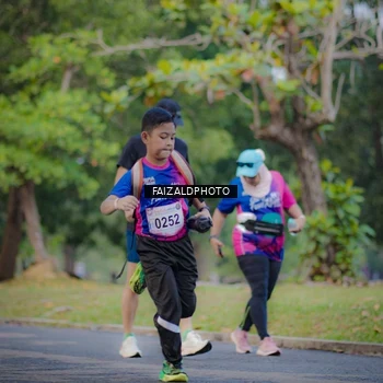 Runner Photo 8117153
