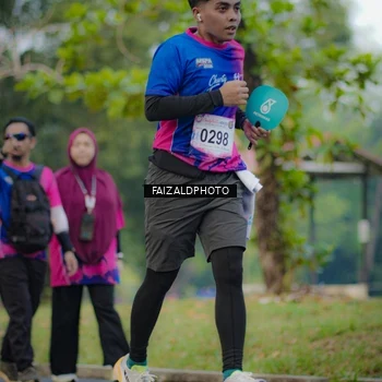 Runner Photo 8117222
