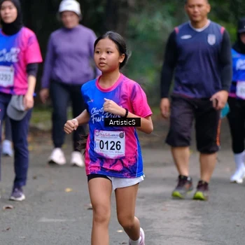 Runner Photo 8117240