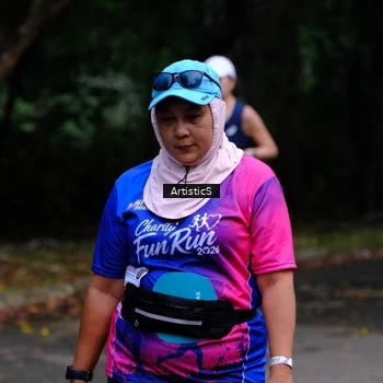 Runner Photo 8117286