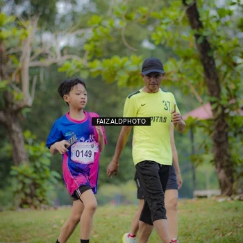 Runner Photo 8117374