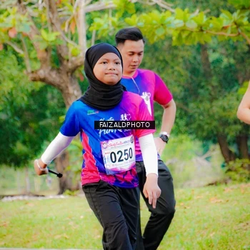 Runner Photo 8117400