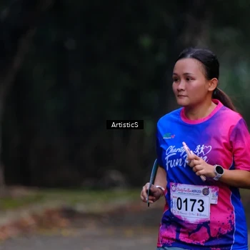 Runner Photo 8117448