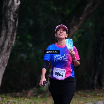 Runner Photo 8117554