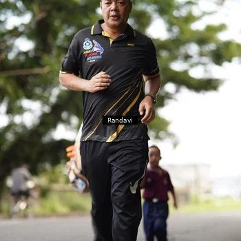 Runner Photo 8117572