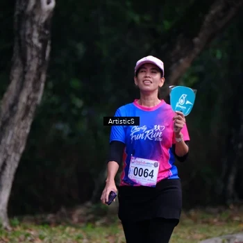 Runner Photo 8117582