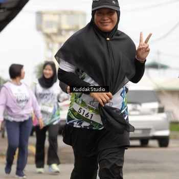 Runner Photo 8118001