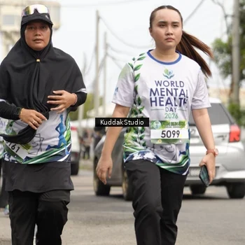 Runner Photo 8118003