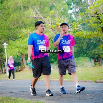 Runner Photo 8118019