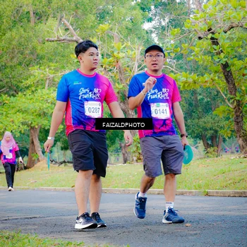 Runner Photo 8118082