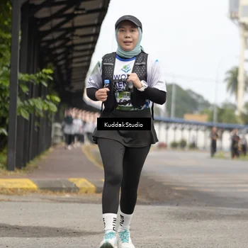 Runner Photo 8118111