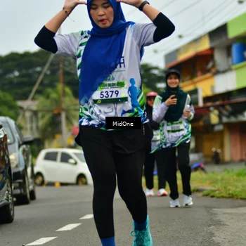 Runner Photo 8118143