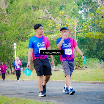 Runner Photo 8118156