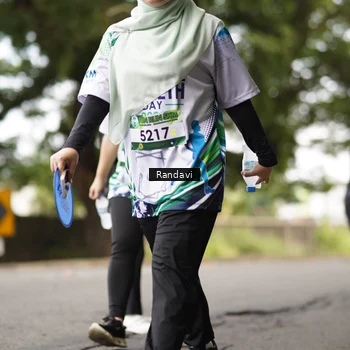 Runner Photo 8118291