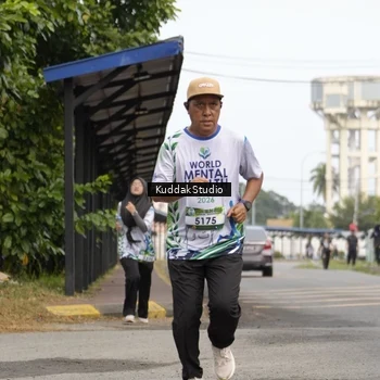 Runner Photo 8118329