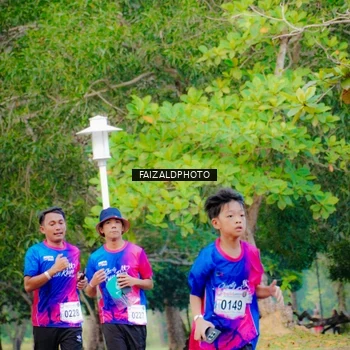 Runner Photo 8118444