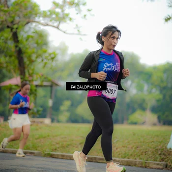 Runner Photo 8118489