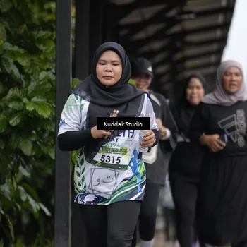 Runner Photo 8118617