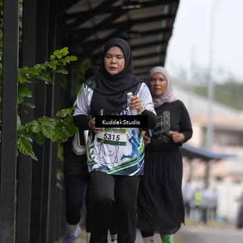 Runner Photo 8118621