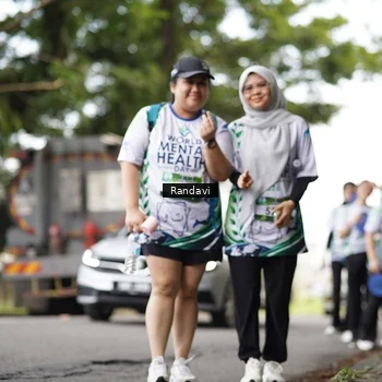 Runner Photo 8118750