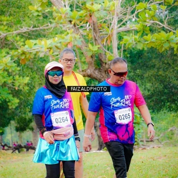 Runner Photo 8118834