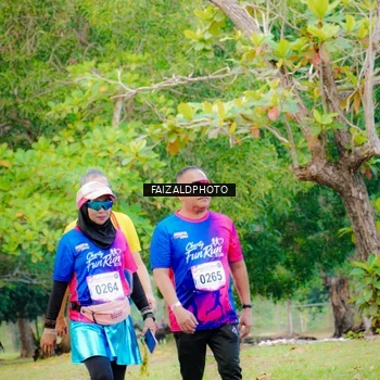 Runner Photo 8118873