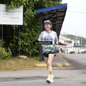 Runner Photo 8118900