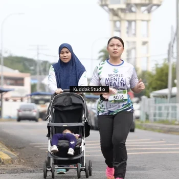 Runner Photo 8118954