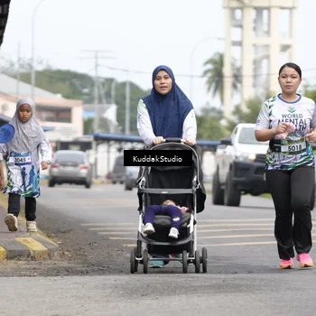 Runner Photo 8118975