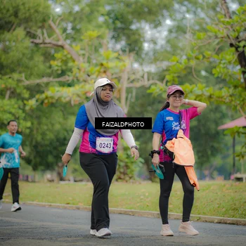 Runner Photo 8118977
