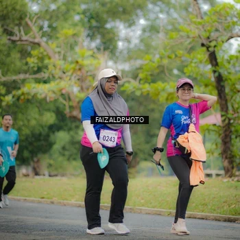 Runner Photo 8119009